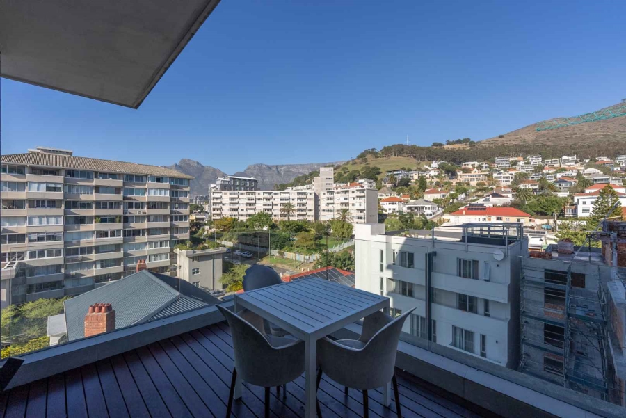 3 Bedroom Property for Sale in Green Point Western Cape